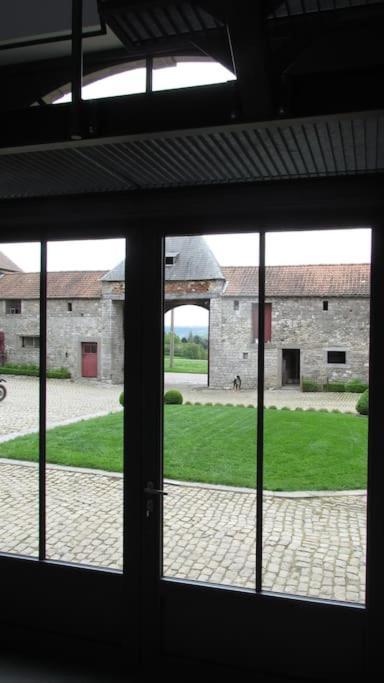 Ferme De La Porte Rouge Andenne Exterior photo